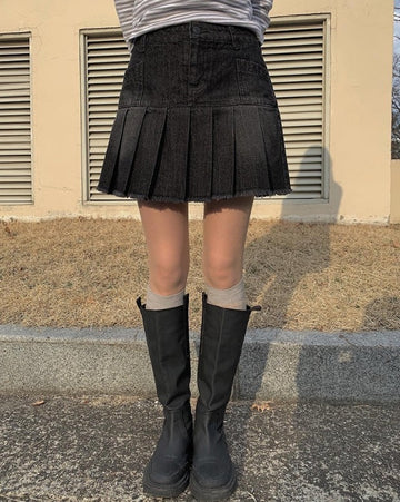 Hinari Pocket Denim Mini Skirt